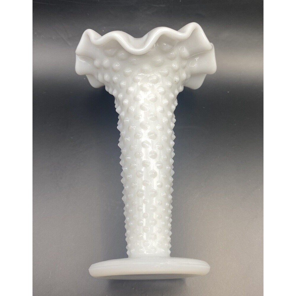 Fenton Hobnail Milkglass Jack In The Pupit Mini Vase 5 Inches - Picture 10 of 10